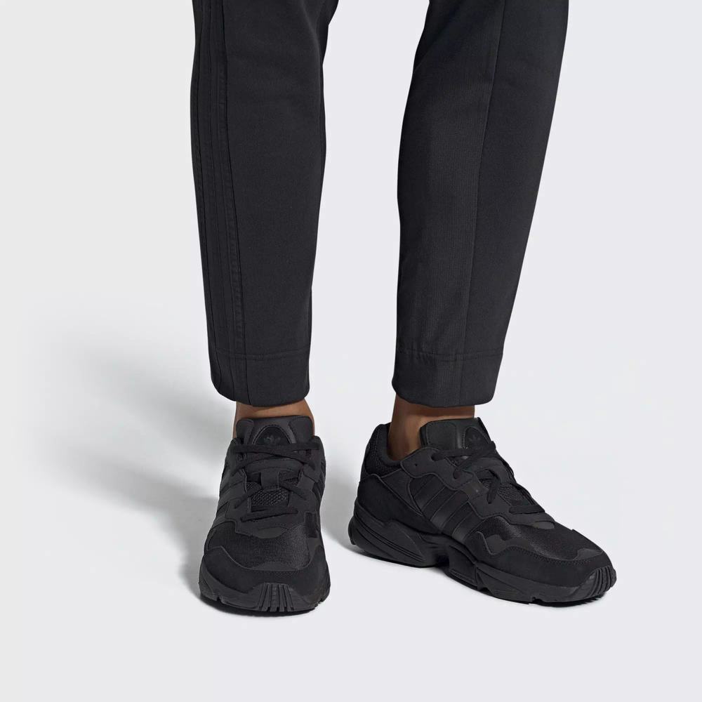 Adidas Yung-96 Tenis Negros Para Hombre (MX-58245)